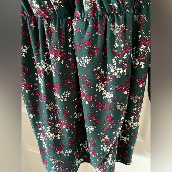 Floral Print Dress - Picture 4 of 4